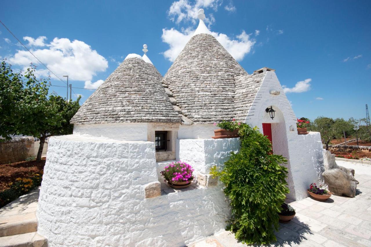 Il Trullo Pellegrini Villa Locorotondo Exterior photo